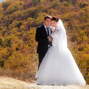 свадебный фотограф фото жених и невеста свадебная прогулка в Анапе