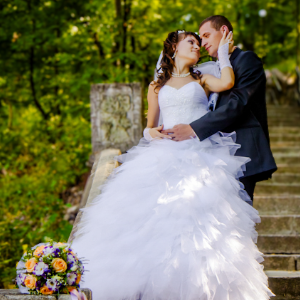 свадебный фотограф фото жених и невеста в Абрау винзавод